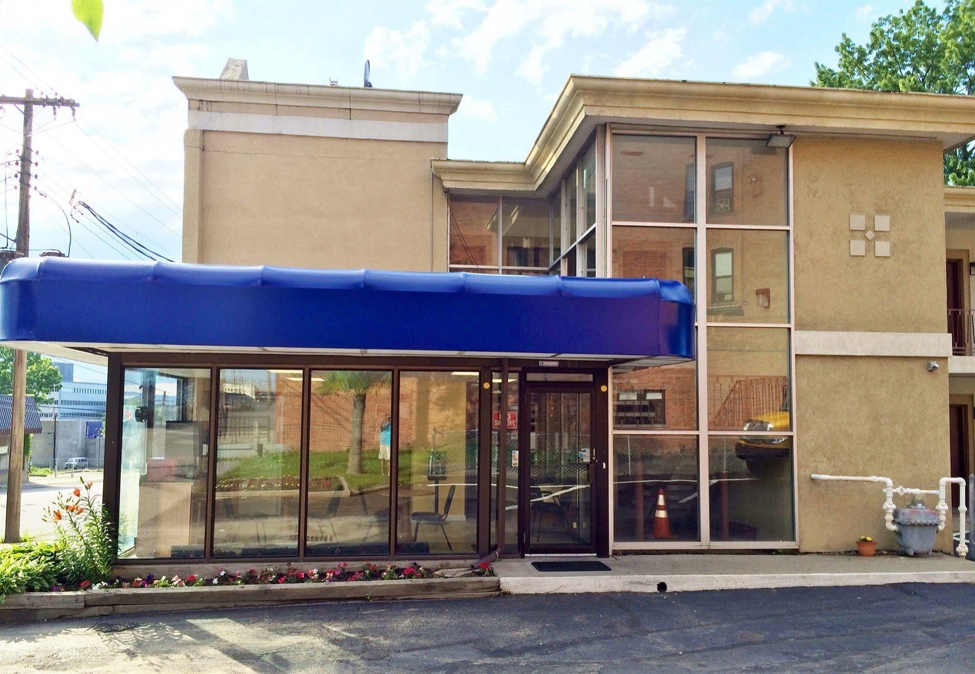 Executive Inn Schenectady Downtown Exterior photo